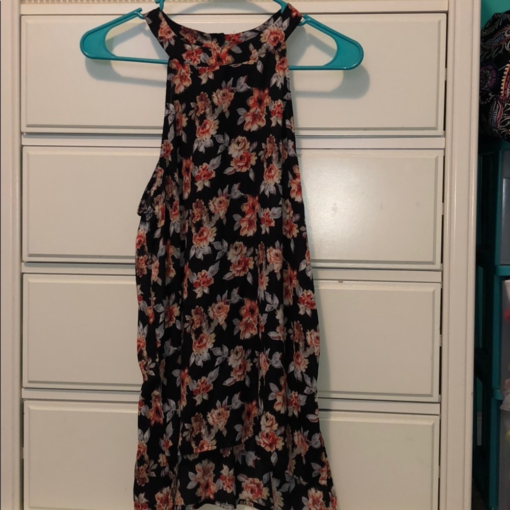 Halter neck tank top